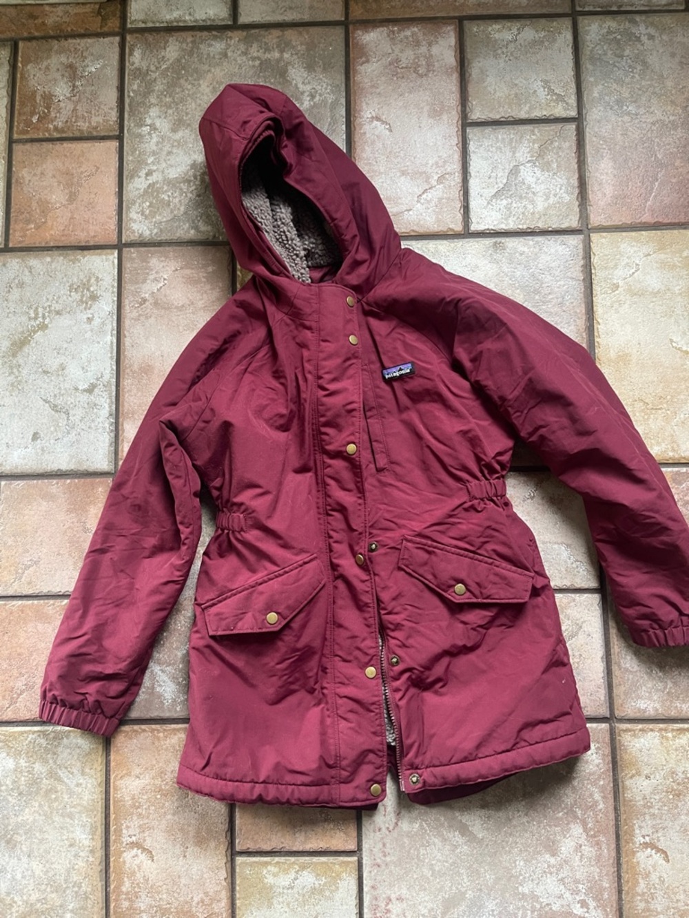 Patagonia Kids Hooded Puffer Jacket in Burgundy